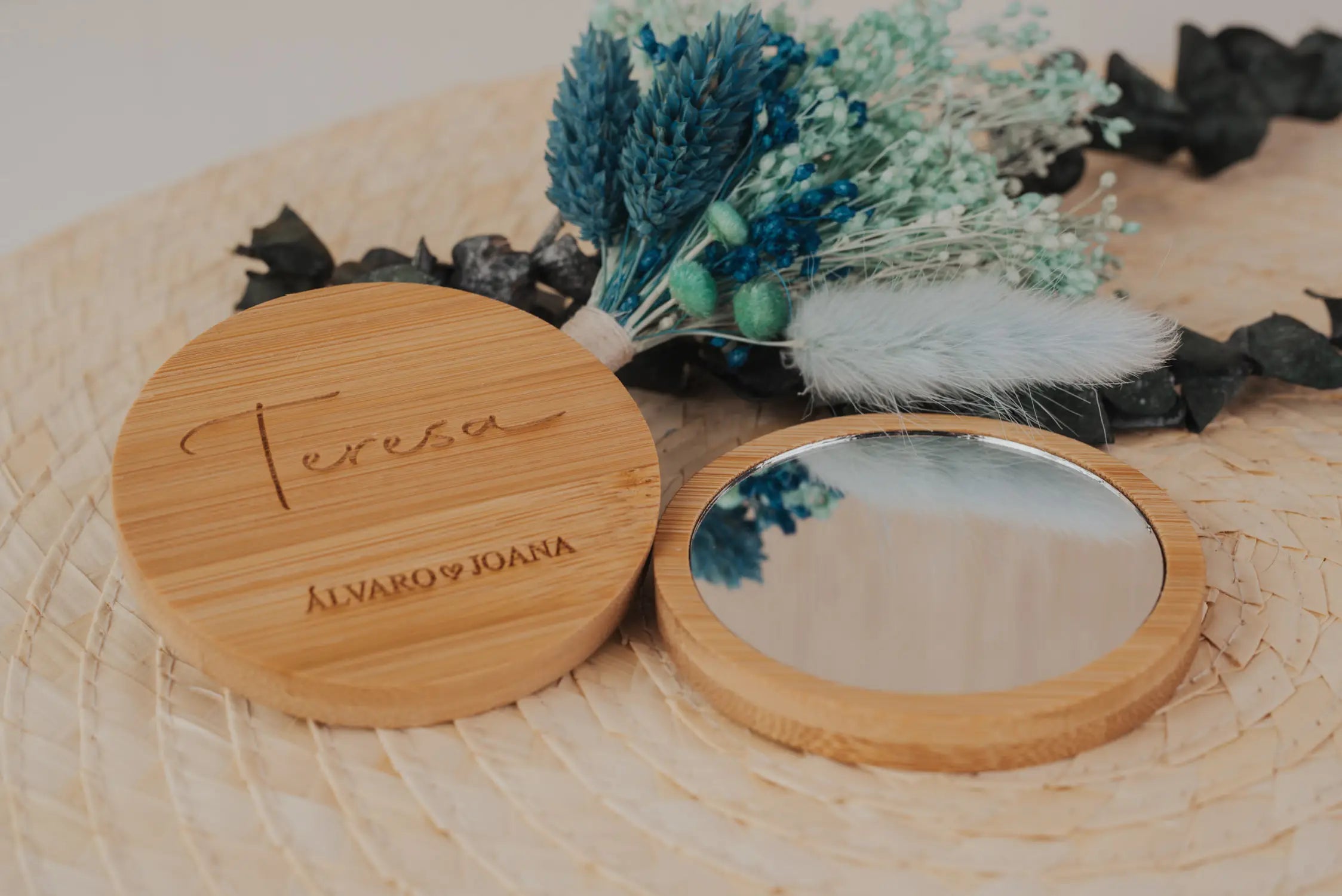 Espejo de Bambú Personalizado Marcasitio para Boda - Imagen 3