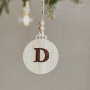 Bola de Navidad Personalizada Nordic con Inicial - Imagen 3