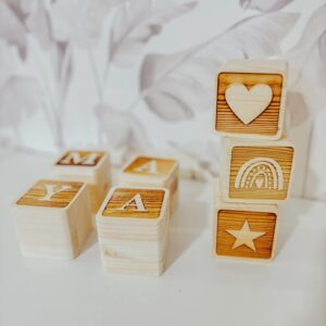 Cubos de Madera Personalizados con Nombre - Imagen 4