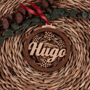Bola de Navidad Personalizada con Nombre - Figuras de Madera - Imagen 6