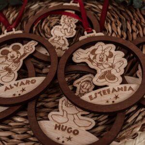 Bola de Navidad Mickey Mouse Personalizada con Nombre - Imagen 3