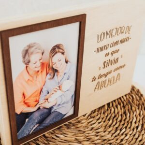 Marco Fotos Personalizado Abuela con Nombres - Madera 25x18cm - Imagen 3