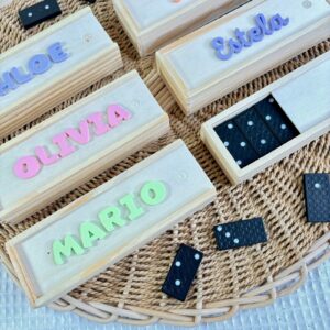 Dominó Personalizado de Madera con Nombre para Niños - Imagen 3